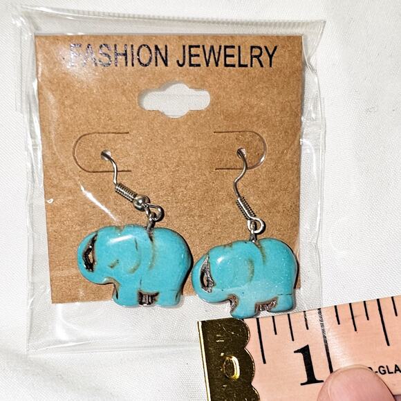 Boutique New handcarved turquoise semiprecious elephant earrings - Picture 2 of 7